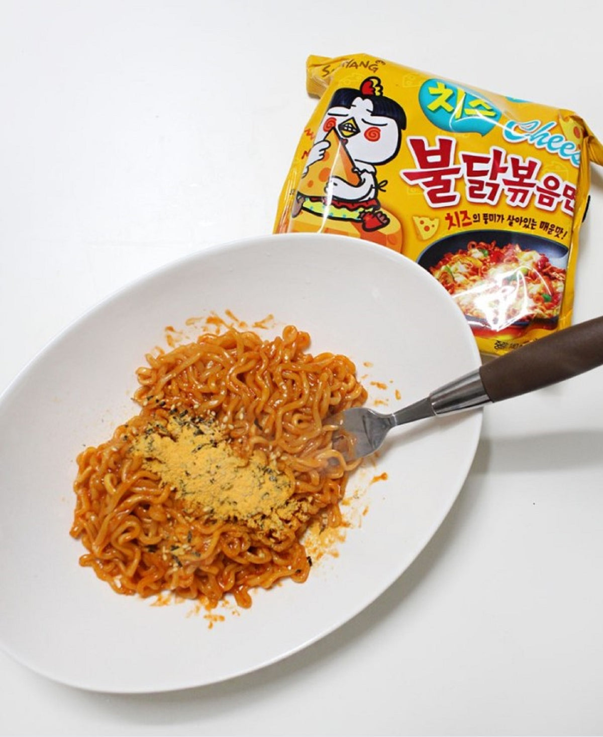 Ramen Coreano Samyang Buldak Sabor Queso Bolsa 130G